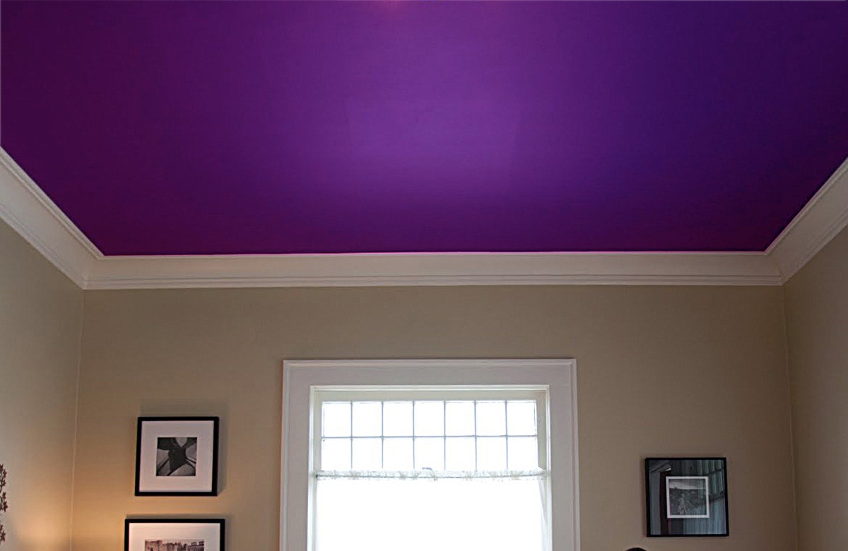 Фиолетовый матовый натяжной потолок